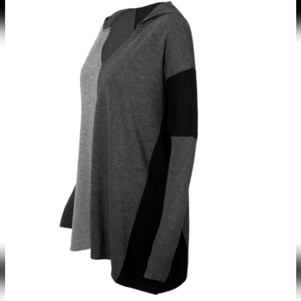 CAbi Dakota Poncho XL